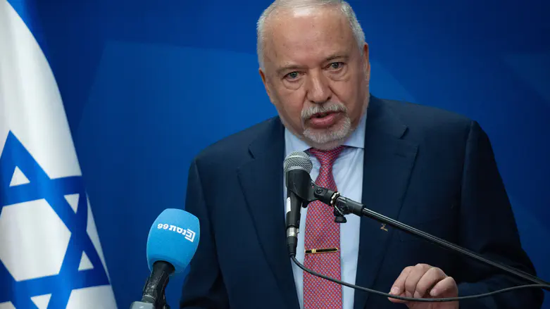 Liberman: 50 Hamas Nukhba terrorists trained to invade Israeli town