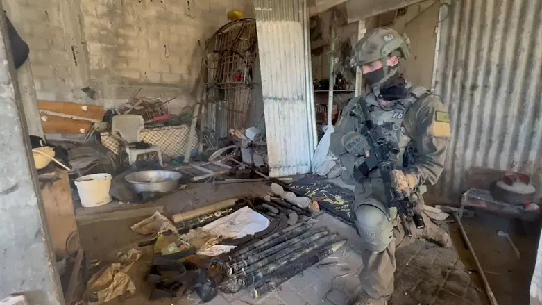 סרן ר' במחסן אמל"ח שאותר בלב שכונה אזרחית