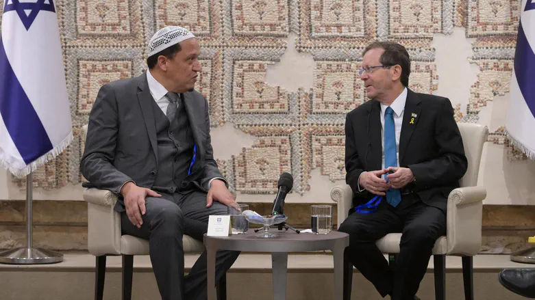President Herzog meets with Imams