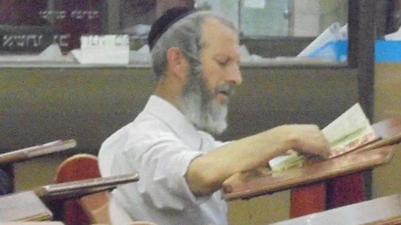 Levi Yitzchak Pash