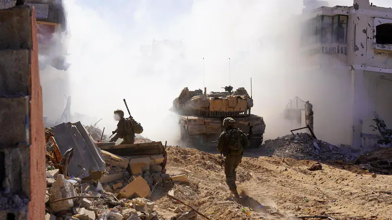 IDF forces operating in Gaza City 