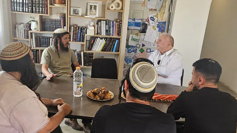 Amsalem during the visit