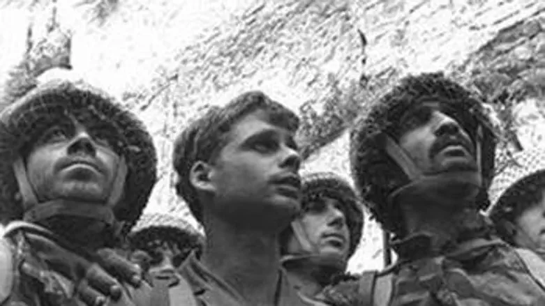 IDF at Kotel, June 1967