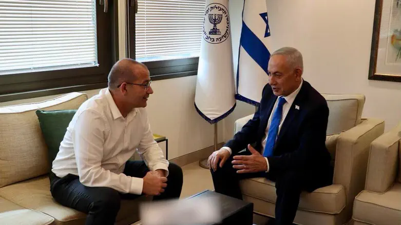 נתניהו ורומן גופמן