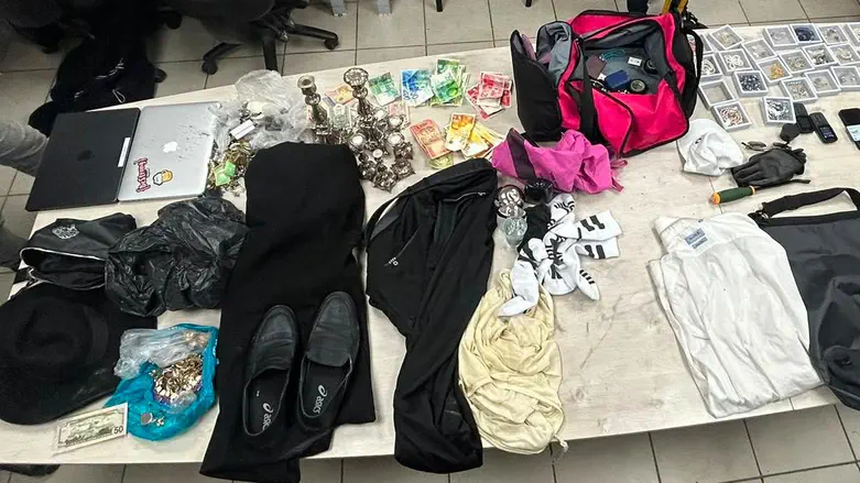 Documentation of the stolen equipment