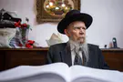 Leading haredi rabbi hospitalized over Shavuot holiday
