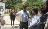 Arabs attack rightist MKs during Jerusalem tour