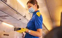 Flight attendants helpless in face of mask-refusing passengers