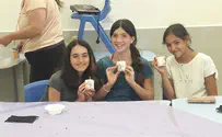 Tel Aviv bat mitzvah girl reaches out to the girls of Sderot