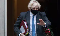 Watch: Crowds boo Boris Johnson during resignation speech