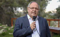 Education Minister seeks to fire Yad Vashem chairman