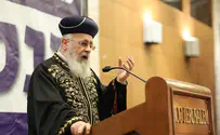 Chief Rabbi blasts those who permit Temple Mount entry
