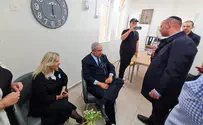 Netanyahu joins Memorial Day ceremony at school where Sara works
