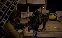 Terrorists throw rocks and explosives at soldiers in Shechem