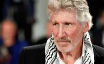 Israeli filmmaker ejected from Roger Waters' London concert