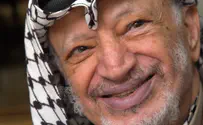 'Arafat was poisoned by a person who served him coffee or tea'