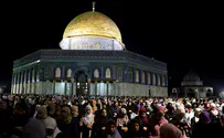 Police remove Hamas banner from Temple Mount
