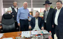 Rabbi Avraham Paley leaves hospital 3 months after Ramot attack