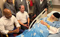 NY Mayor Eric Adams visits hospitalized Hasidic Rabbi