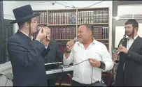 Police Commissioner’s duet with Hasidic singer