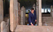 President Herzog visits grave of Chatam Sofer