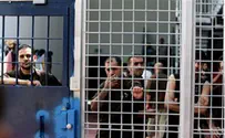 Solidarity Riot for Hunger Strike Prisoners at Ofer Prison