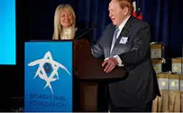 Adelson May Bet Another $10 Million on Gingrich
