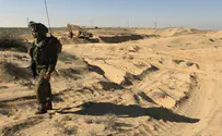 60 Egyptian Tanks in Sinai
