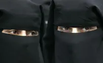 British Minister: Ban Muslim Face Veils in Courts