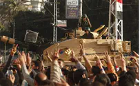 Tanks, Barbed Wire and Curfew Used to Quell Violence in Egypt