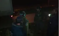 Security Forces Arrive to 'Finish the Job' at Oz Tzion