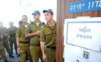 Photos: Sailors Vote Early in Ashdod