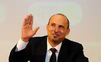 Islamists: Bennett 'Defiled' Cave of Patriarchs