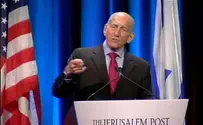 Cheers, Jeers Greet Olmert at NY Speech