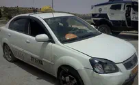 Arab Steals Car at Knifepoint, Attacks Officer