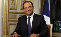 Hollande Doesn't Rule Out Syria Strike