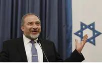 Liberman: Repairing Russia-Ukraine Relations an Israeli Priority