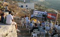 Arab Activists Block Road from Elazar