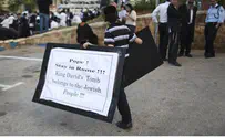 Police Arrest Protestors at King David's Tomb