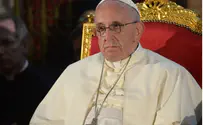 Pope Makes Impromptu Visit to Terror Victims' Memorial