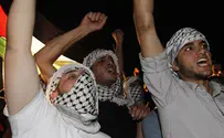 Jordanians Protest Near Israeli Embassy, Call for More Rockets