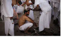 Muslims Stone 'Devil' at Hajj as Eid Feast Begins