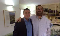 Knesset Speaker Pays 'Emotional' Visit to Yehuda Glick