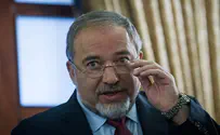 Liberman: Paris Attack Shows Israel Must Outlaw Islamic Movement