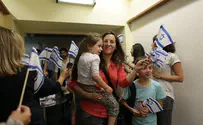 New French Israelis Urge: Make Aliyah With Joy!