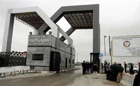 Egypt temporarily reopens Rafah border crossing