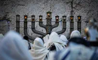 Kotel rabbi opposes women Hanukkah lighting