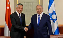 Singaporean PM honors Arafat, but names 'Temple Mount'