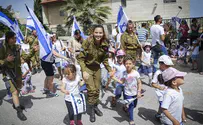 Poll: Jews proud of IDF, Arabs proud of police