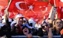 Turkey and Holland fulminate as diplomatic crisis brews